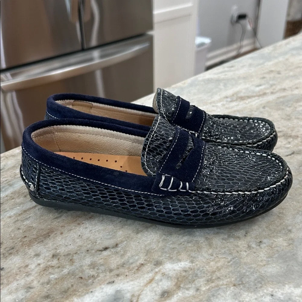 Dar2 Leather Moccasin Style Penny Loafer Shoes size 33 kids blue patent